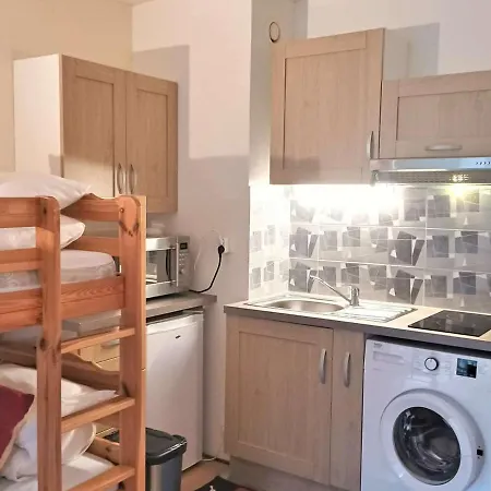 Appartement Confortable 4 Pers. à Avec Parking - Fr-1-403-30 *